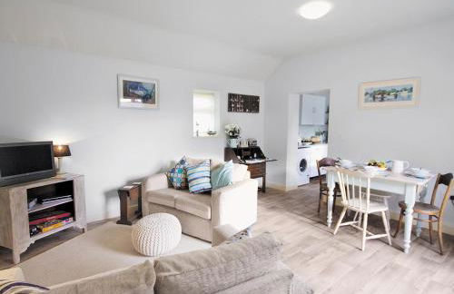 Shrimp Cottage - E5415 - Photo 2