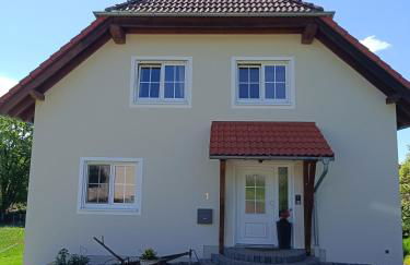 Auszeit am Vulkan - Appartements mit Fasssauna - Photo 49