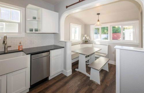 Charming Cozy Cottage with Hot Tub - Foto 16