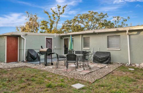 Sleeps 8 Near Busch Gardens with BBQ and Fenced Yard - Foto 46