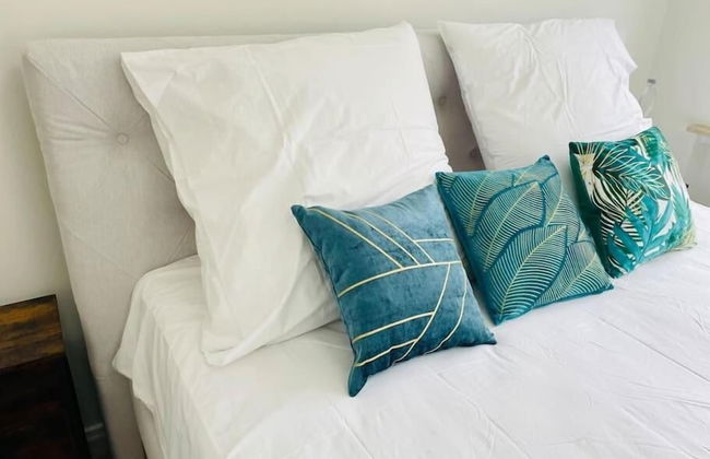 3 bedrooms in Center Terrace & Parking - Photo 15