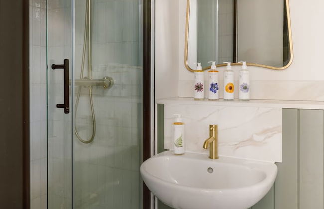 Native Kings Wardrobe, St Paul's - Foto 14