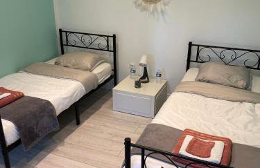 Maison chaleureuse 4 chambres avec jardin - Proche Paris - ARENA Paris Nord Villepinte - Parc des expositions - Aéroport CDG - Disney - Astérix - Foto 7