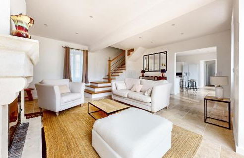 Amazing Home In La Vernelle - Photo 17