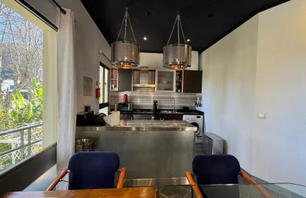 The Modern & Recycled House - Photo 27