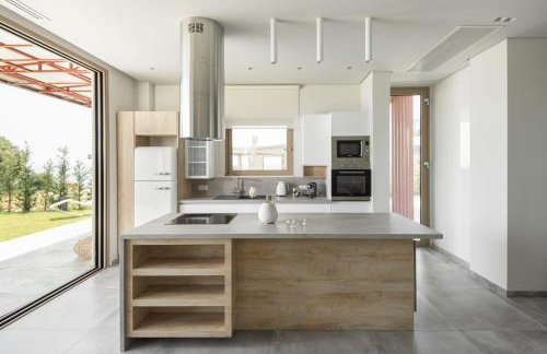 Luria Homes - Photo 12