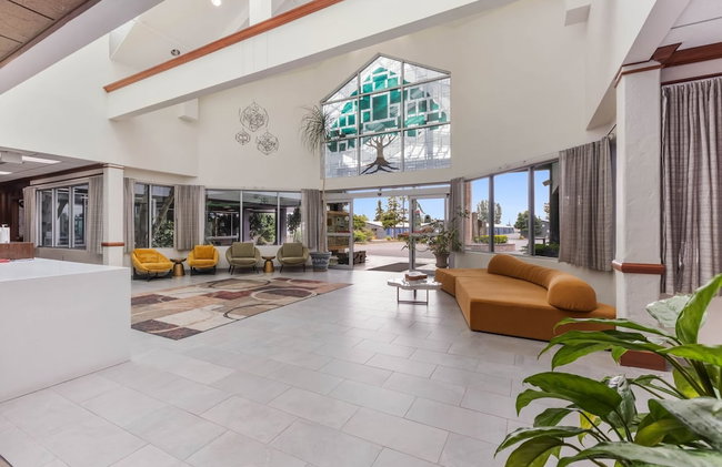 Medallion Inn & Suites - Foto 2