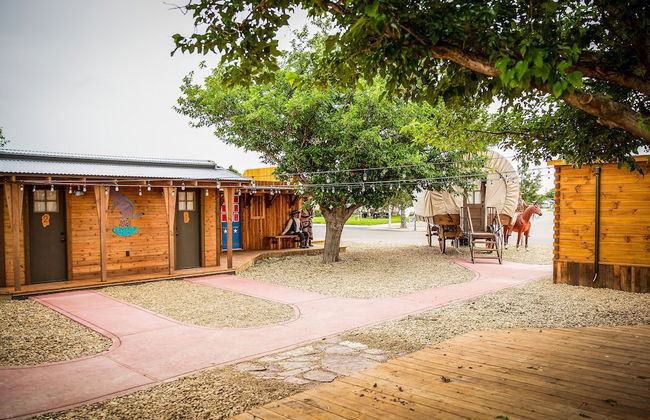 The Big Texan - Cabins & Wagons - Foto 37