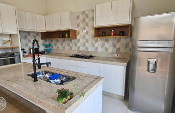 Villa Privada de Luxo com Piscina Refugio para Familias em Maringa - Foto 6