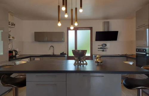 Maison spacieuse avec piscine à La Bazoche-Gouet - Foto 7