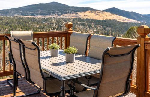 A-Frame Cabin with Hot Tub and Epic Pikes Peak Views - Foto 35