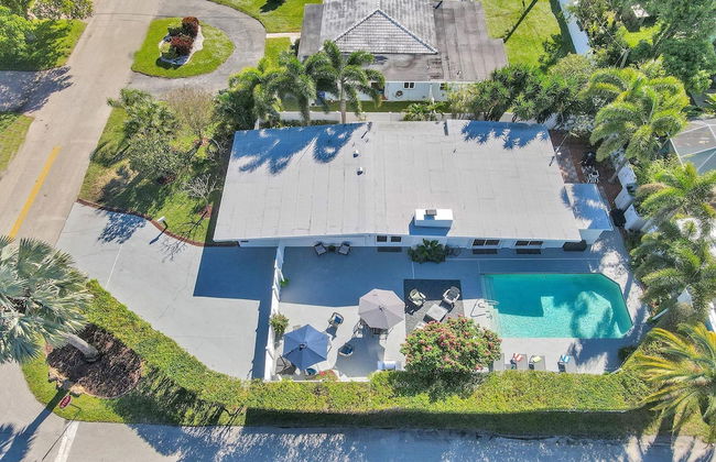 5BR with Heated Pool 5 min to Beach - Photo 67