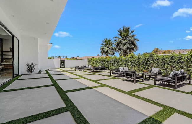 Sleeps 17 Pool & Pickleball Sun-kissed Desert Escape Bravo Villa #1 by Avantstay - Foto 43