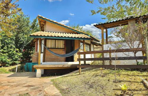 Chalezinho Mata Virgem - perto do centro e cachoeiras, cozinha completa e churrasqueira - Foto 12