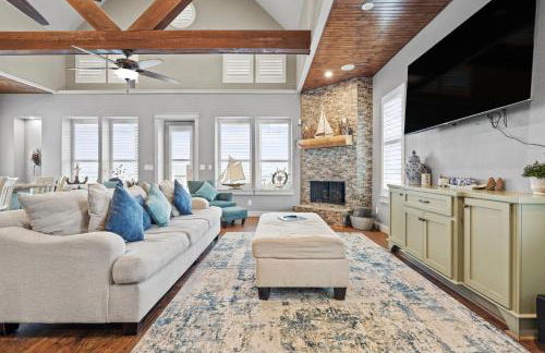 Luxury Waterfront Home Family and Pet Friendly Near Surfside Beach 11 Mins - Foto 8