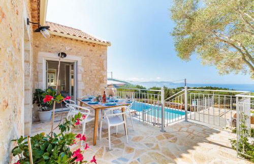 Fiscardo Luxury Stone Villa Alex ,with sunset view! - Photo 32