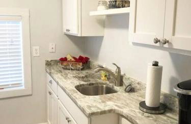 In the Heart of Downtown Dunedin One Bedroom Apt NO KIDS, NO PETS - Photo 12