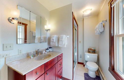 Flagpole Point - Photo 21