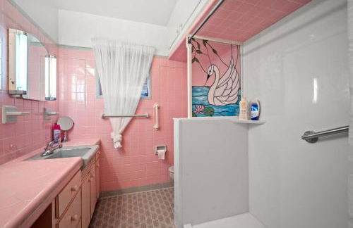 Family Pool Home • Sleeps 8 - Foto 24