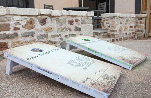 Castle Stay by Gathering Place Hot Tub & Fire Pit - Foto 74