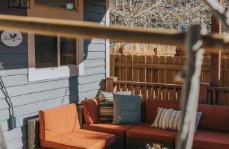 Spacious Downtown Family with Large Patio, Hot Tub, Fire Pit, by Forest & Peak Retreats - Foto 38