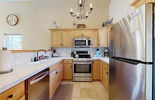 Howard's Lakehouse by the Sea - Foto 7