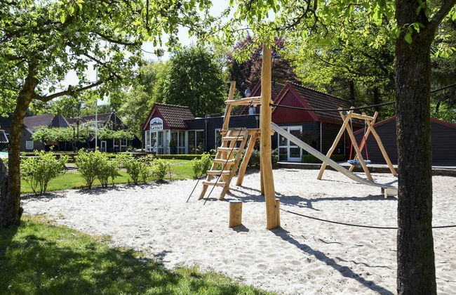 2 bedroom House in Dalfsen with swimming pool and garden - Photo 5