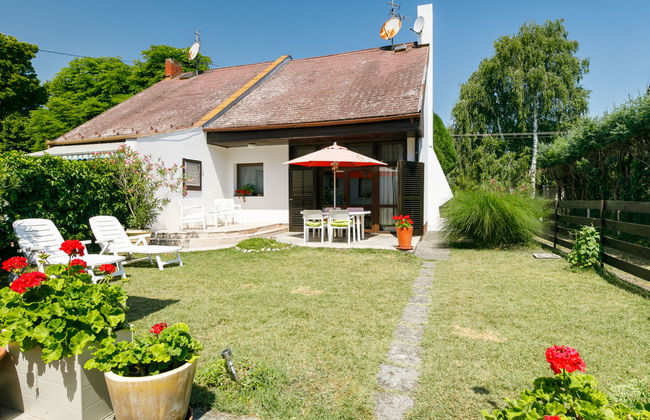 4 bedroom House in Balatonfenyves with garden and terrace - Photo 19