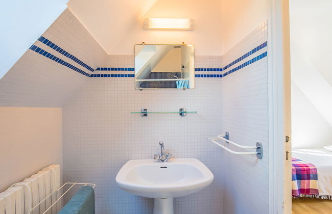 4 bedroom House in Névez with garden and terrace - Photo 23