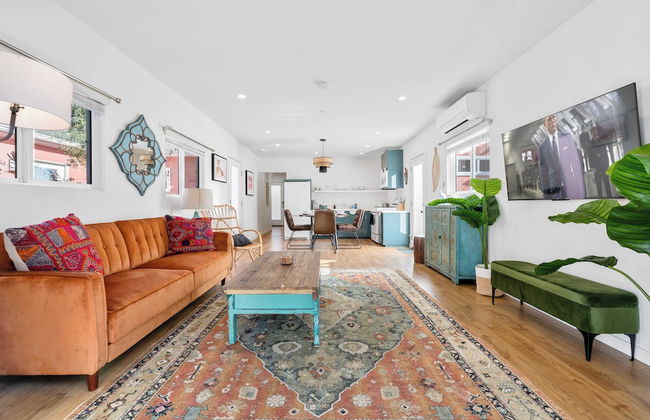 2 Units in Prime Hollywood Location Chic Renovated 1bdrs w/ Patio Avantstay - Foto 7