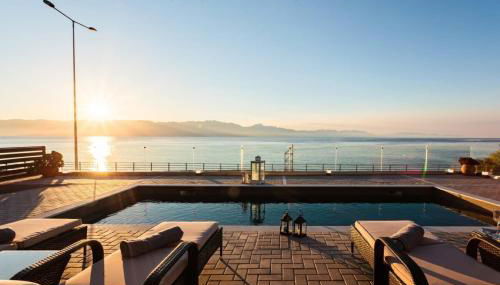 Seaside Summer Bliss - Aurora Luxury Pool Paradise - Foto 2, sunbed