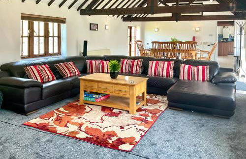 Rowdecroft Farm Cottage - Photo 9