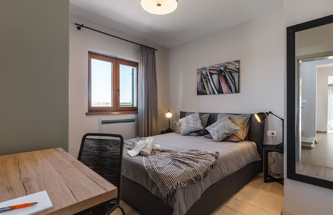 Gorgeous Villa With Pool and Terrace Surrounded by Nature - Foto 3