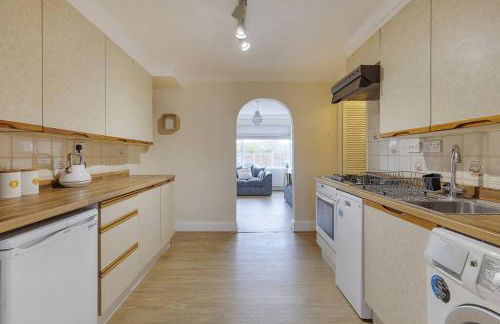 Modern 4 bedroom house in Heathrow, London - Foto 3