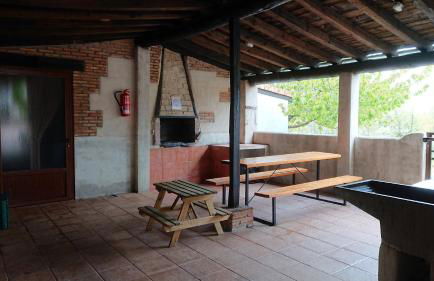 El Canchal de la Gallina -Cafetería -Aparcamiento gratis - Jacuzzi - Piscina de agua caliente abierta desde el 28 de Marzo - Foto 25