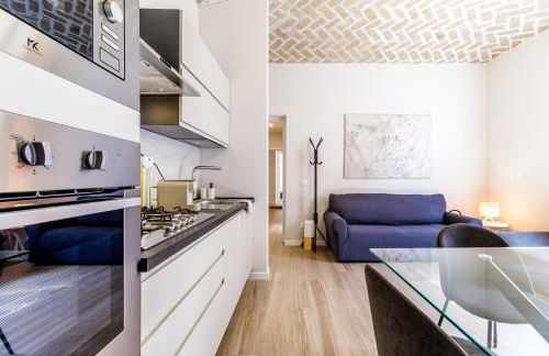 Chiara Apartment 6 guest - Train Station - Parking - Foto 31