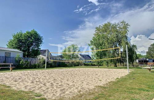 Chalet de Standing 6 Pers. à Jullouville - Piscine Chauffée, Plage à Proximité, Wi-Fi Inclus - FR-1-361-536 - Foto 28