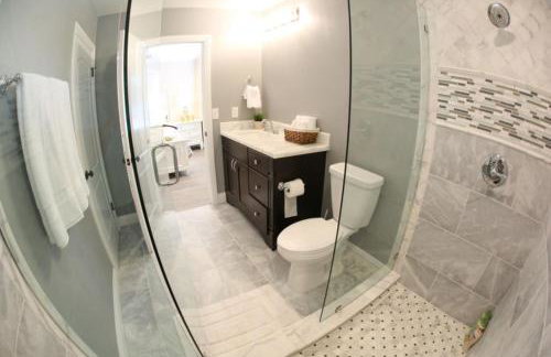 Stunning 8 bedroom 6 bathroom Pool Home - Foto 23