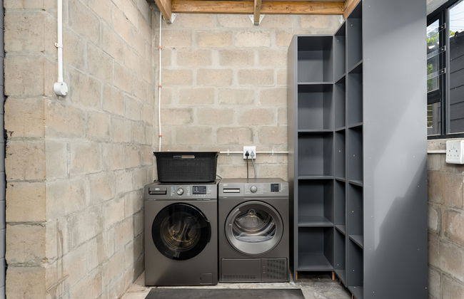 Luxury Oasis, Lifestyle Villa, Pool & Gym - Photo 30