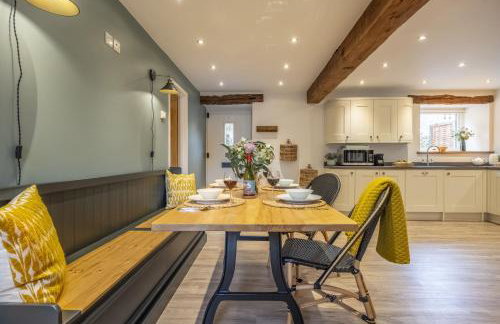 The Old Hen Shed - Photo 11