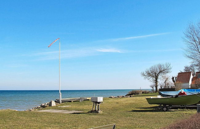 6 Person Holiday Home in Stroby - Foto 14