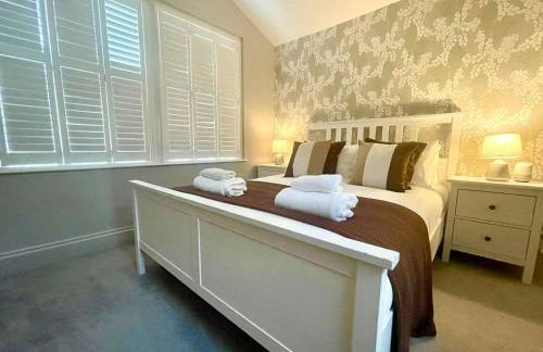 Luxury King-Bed EnSuite with Tranquil Garden Views - Foto 17