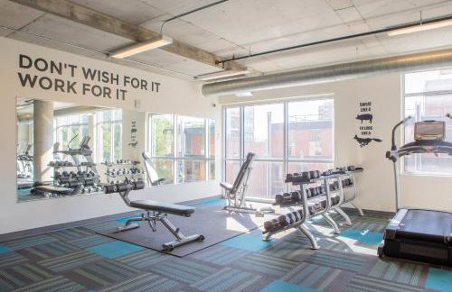 Luxury Penthouse Apt Near Brady St with Balcony and Lake View - Foto 29