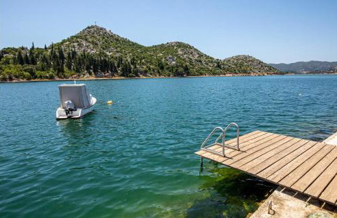 4 Bedroom Beautiful Home In Rogotin - Foto 9