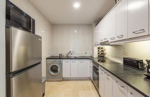 Ground Floor Apartment at Matchroom Country Club - Photo 16