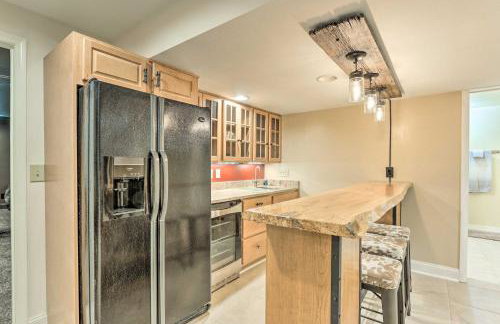 Charles Town Home with Private Pool and Hot Tub - Foto 7