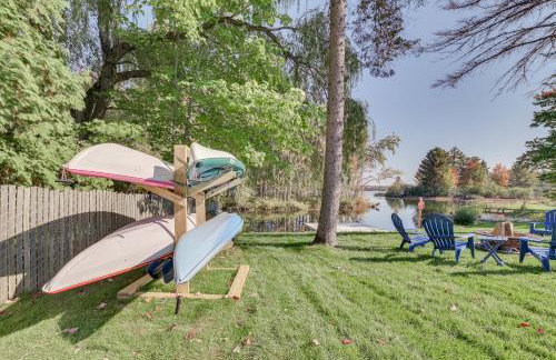 Lakefront Kalkaska Cottage with Fire Pit! - Foto 25