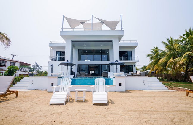 Spacious 4-bed Villa in Placencia Village w Pool - Foto 29