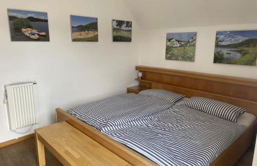 Gemutliche 93m2Fewo mit 2 Schlafzimmern und seitlichem Seeblick vom Balkon - Foto 15