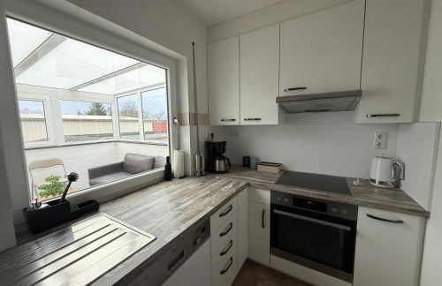 100qm-3 Room-Free Privat Parking-WIFI-SN Apartment - Foto 7